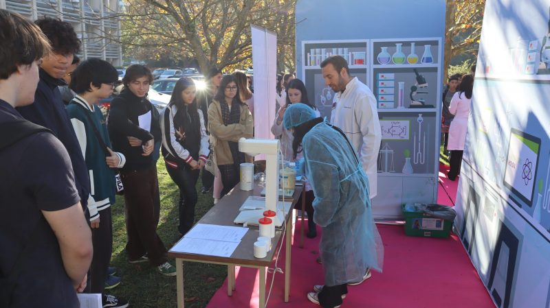 Photo from Holon Pharmacies activity during the International Science Day Celebration